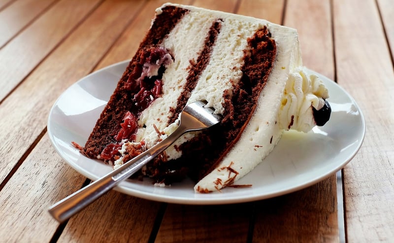Nature-Inspired Cake